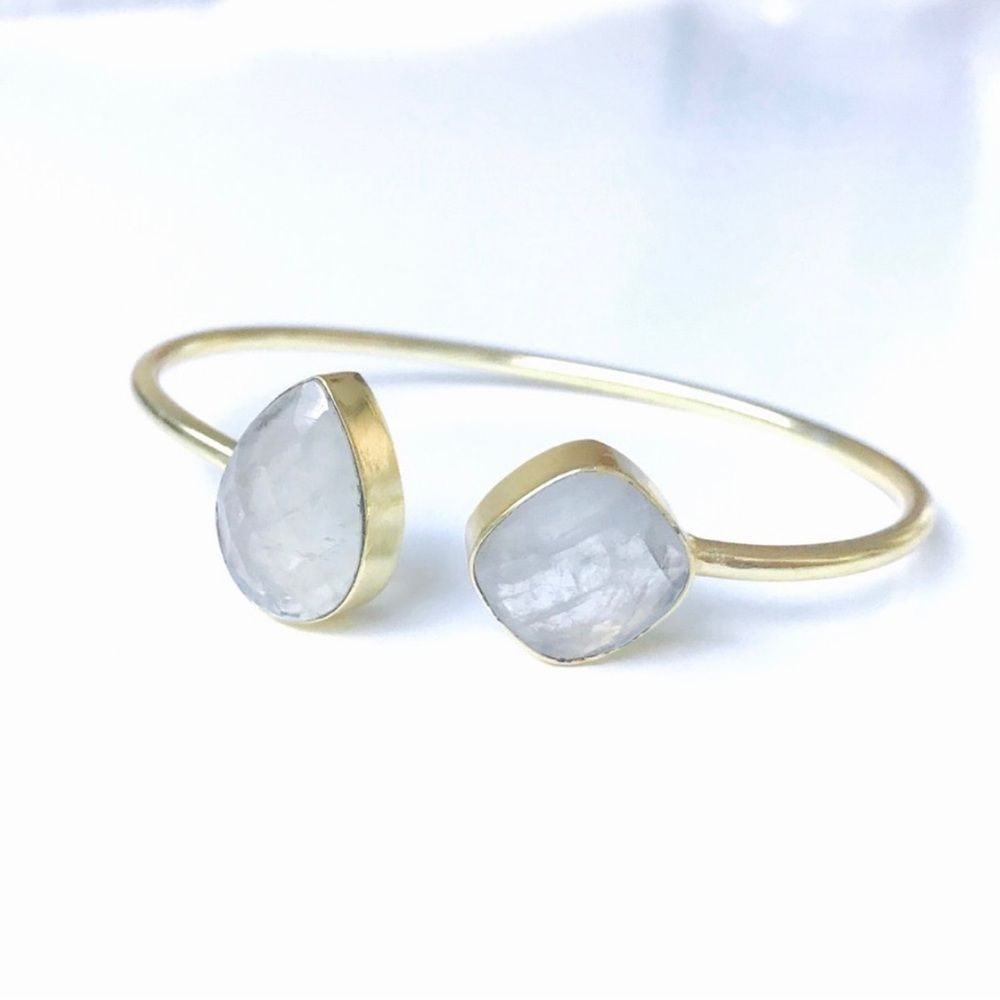 Rainbow Moonstone Crystal Stone Multifaceted Gold
Bangle